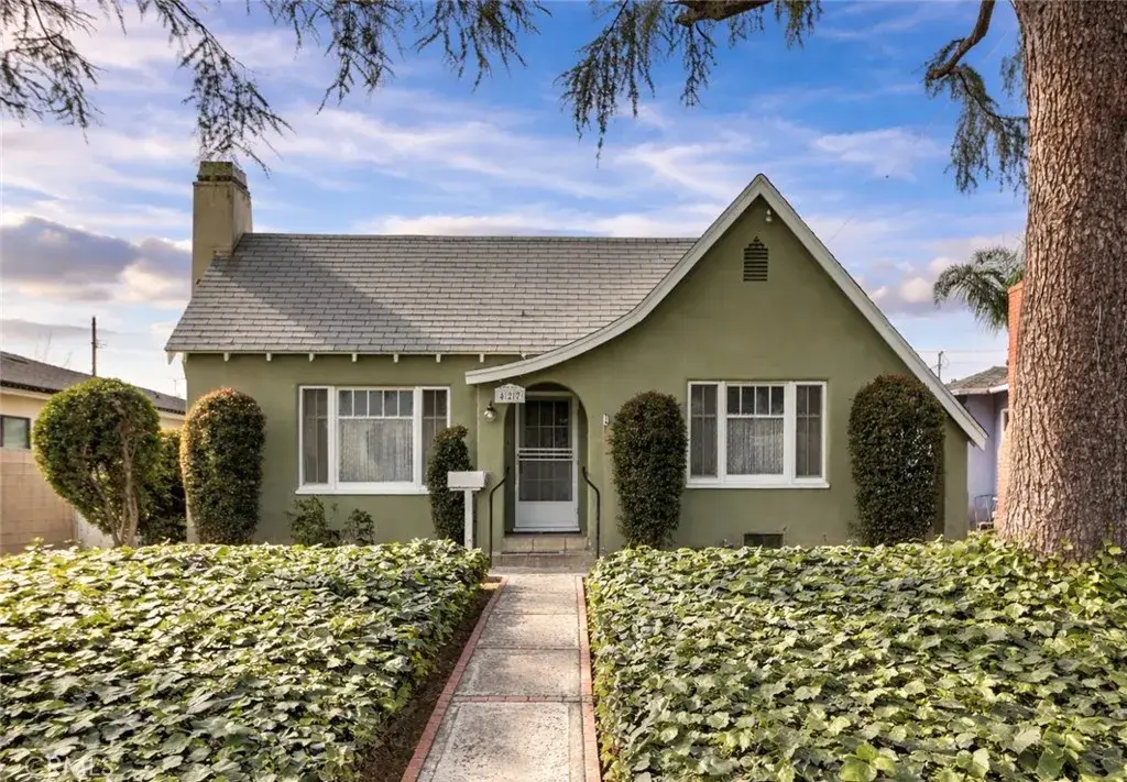 427 S Orchard, Burbank, CA 91506 - Image #1