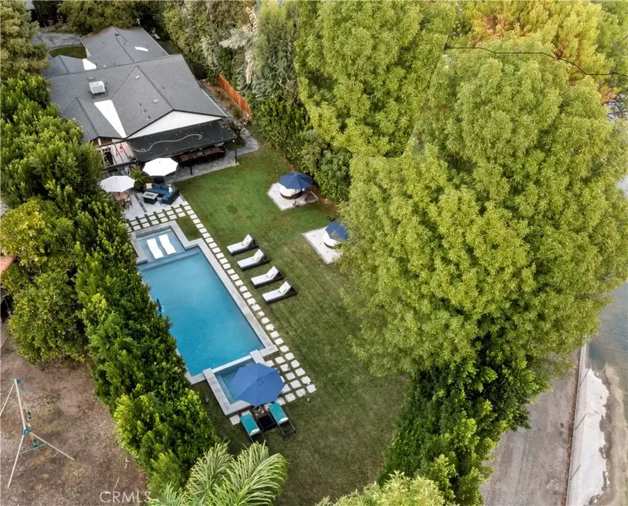 22900 Hatteras Avenue, Woodland Hills, CA 91367 - #2