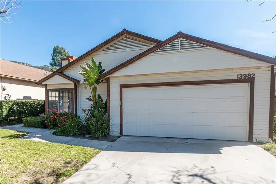 13982 Olive Grove, Sylmar, CA 91342 - #2