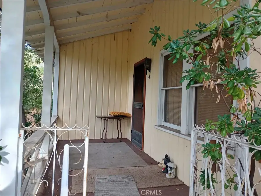 7916 Glenties Lane, Sunland, CA 91040 - #2