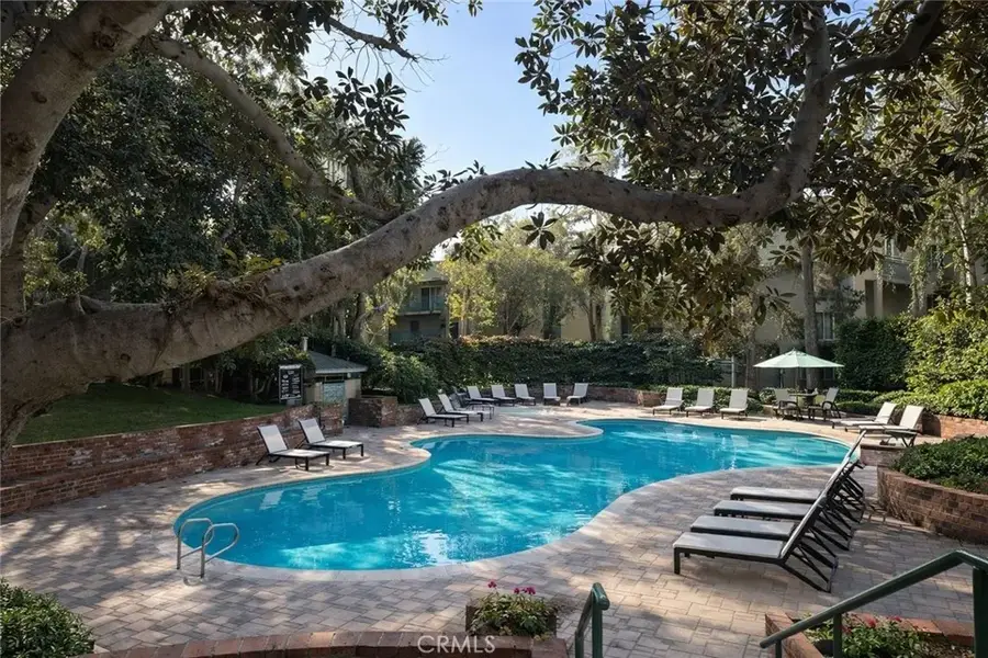 576 N Bellflower Blvd, Long Beach, CA 90814 - #3