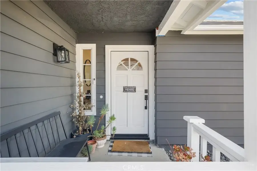 28518 Victoria, Castaic, CA 91384 - #2