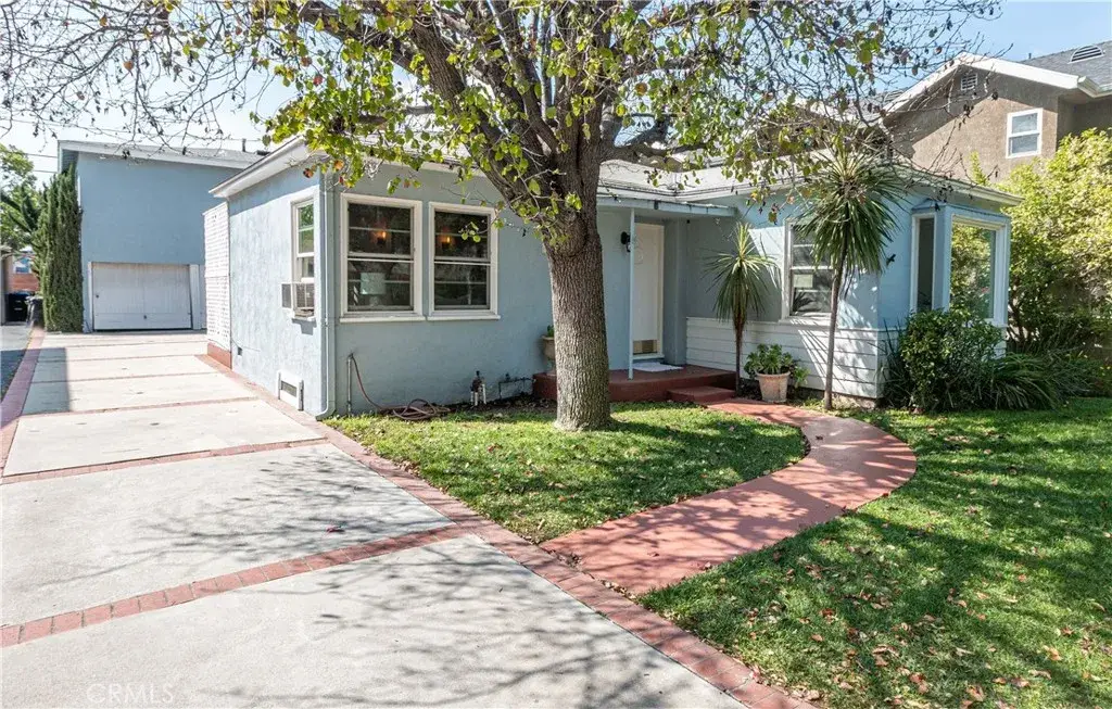 121 N Myers, Burbank, CA 91506 - #1