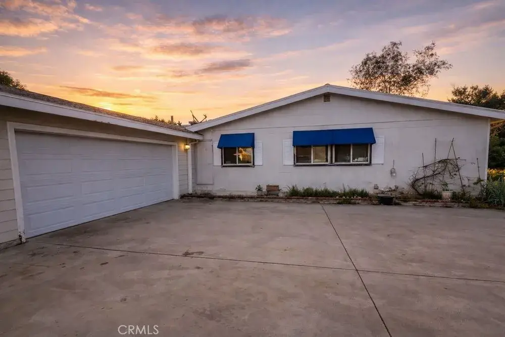8851 Hierba, Agua Dulce, CA 91390 - #1