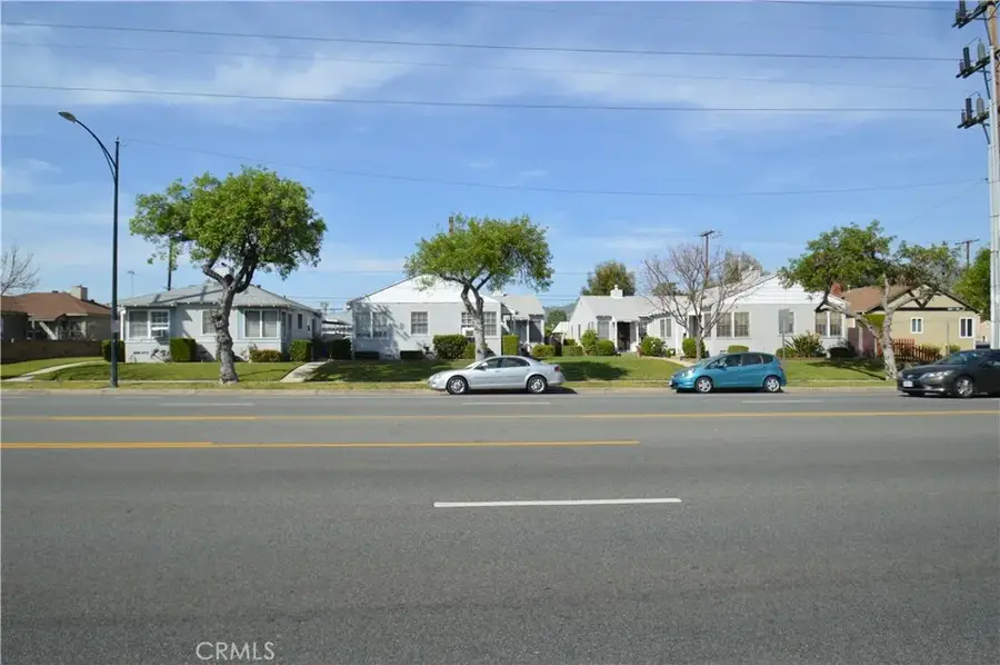 3013 W Victory, Burbank, CA 91505 - #2