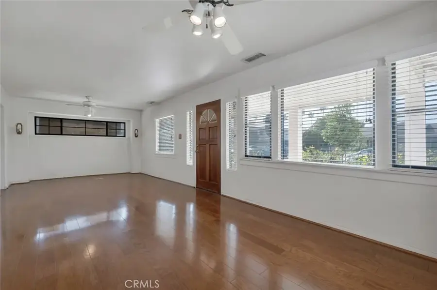 357 Vine Street, Glendale, CA 91204 - #2