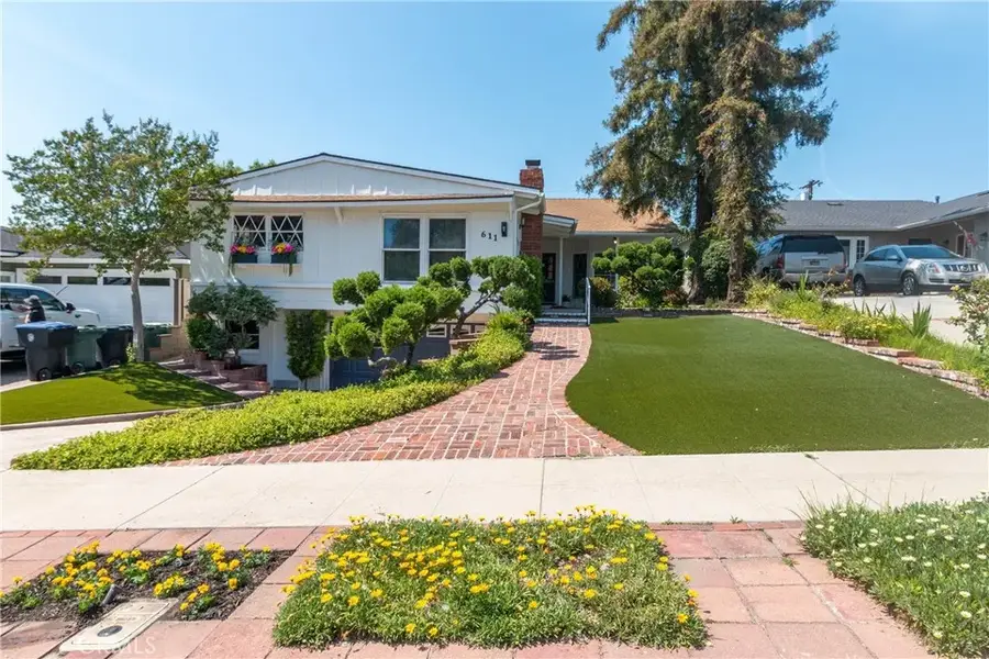 611 Delaware Road, Burbank, CA 91504 - #3