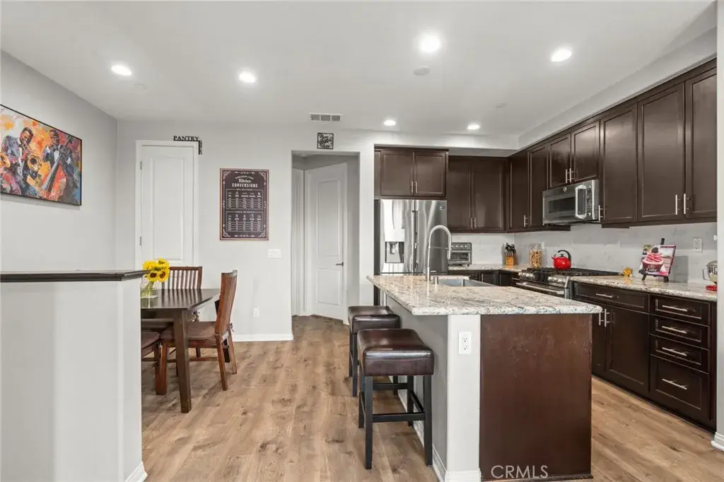 14840 Maple Ter, San Fernando Valley, CA 91402 - #1