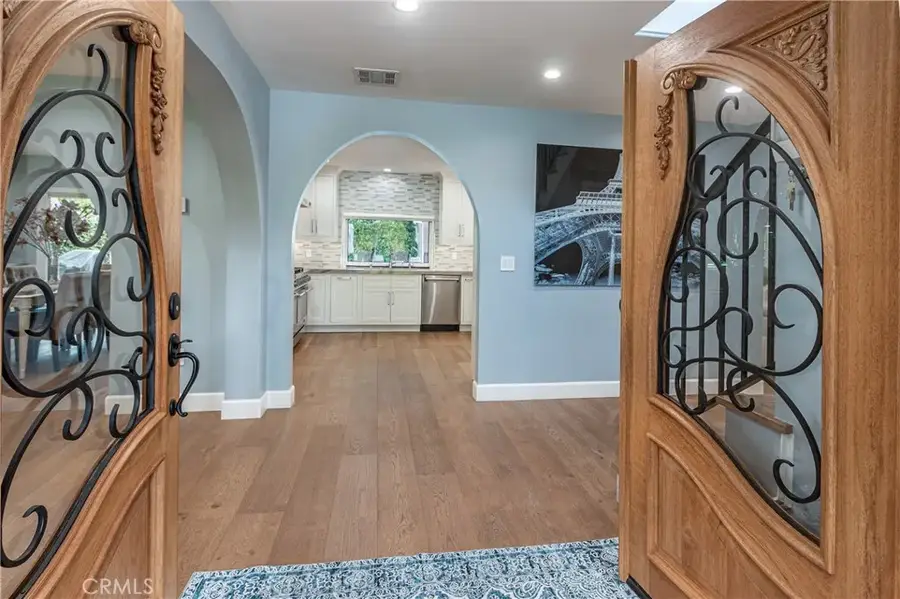 1622 W Oak, Burbank, CA 91506 - #2