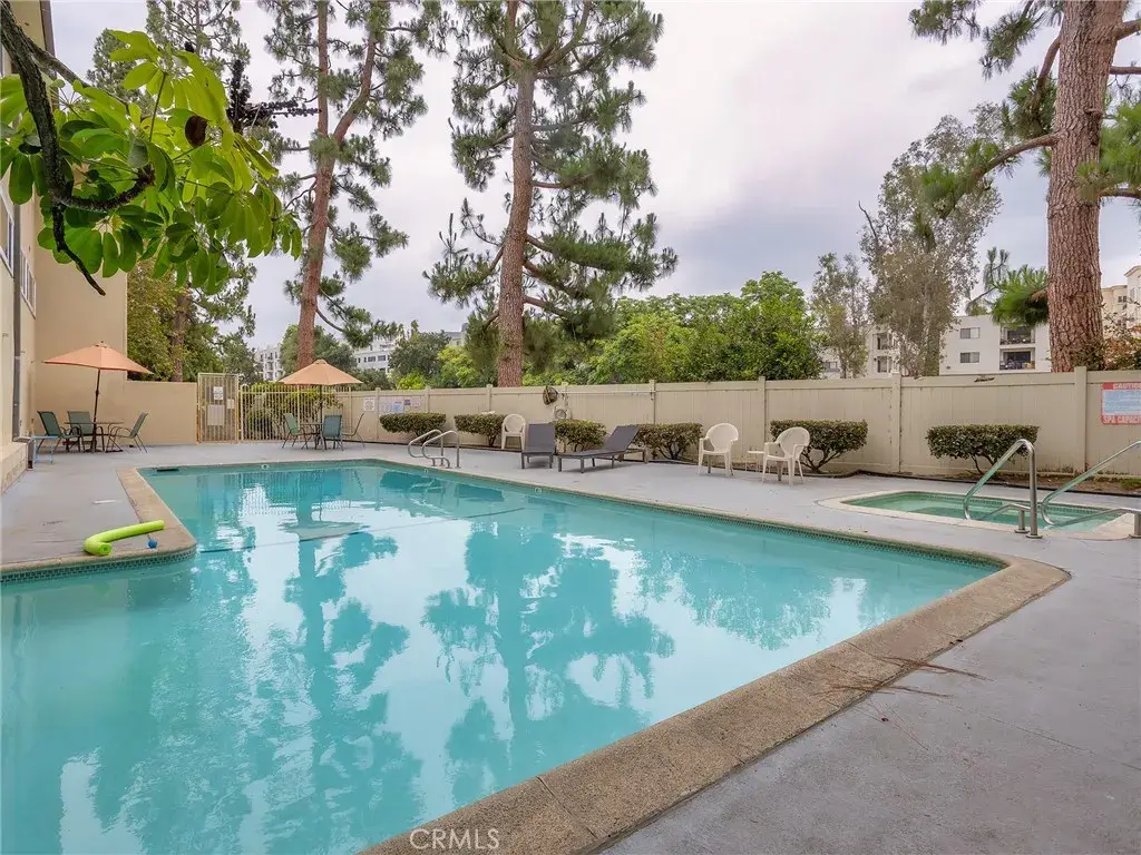 11138 Aqua Vista Street #18, Studio City, CA 91602 - #1