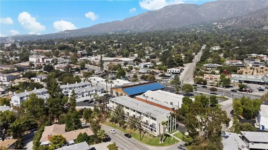 4479 Rockland, La Canada Flintridge, CA 91011 - #3