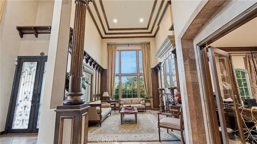 3426 Wedgewood Lane, Burbank, CA 91504 - #2