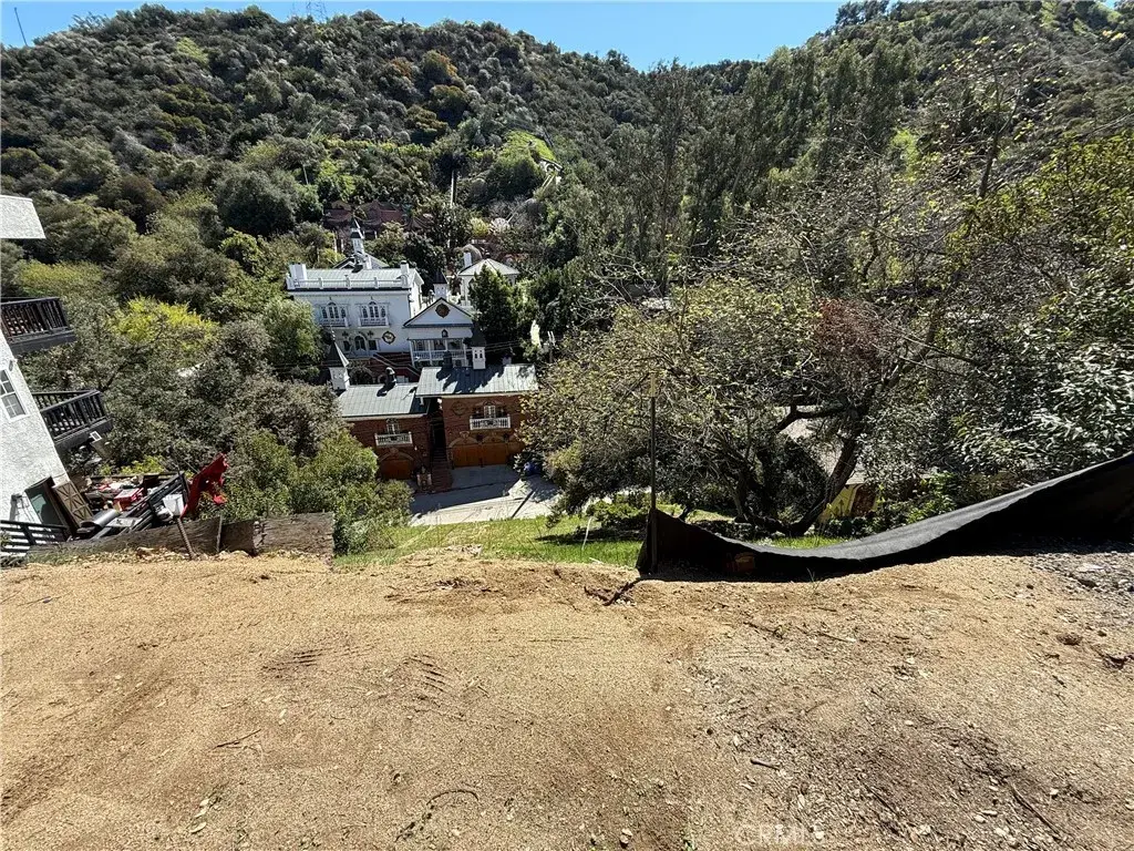 8583 Lookout Mountain Avenue, Los Angeles, CA 90046 - #1