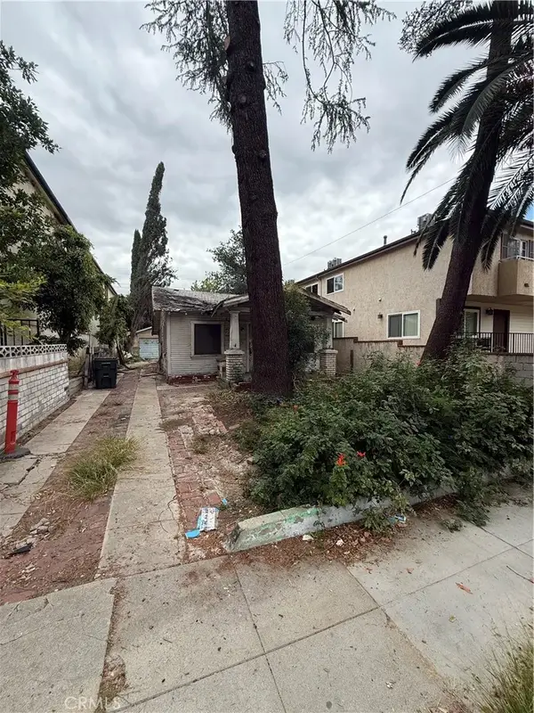 482 E Santa Anita Avenue, Burbank, CA 91501