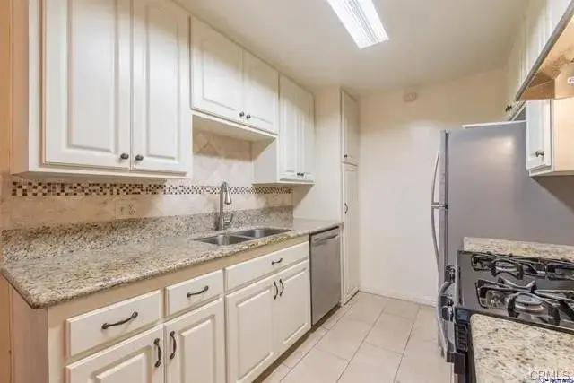 601 E Orange Grove #103, Burbank, CA 91501 - #1
