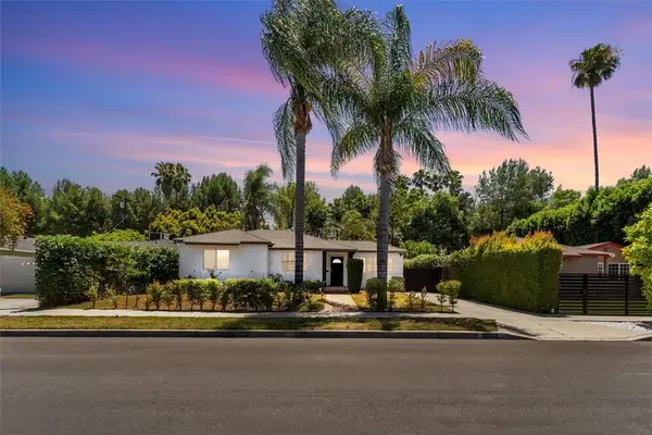 18352 Bessemer, Tarzana, CA 91335