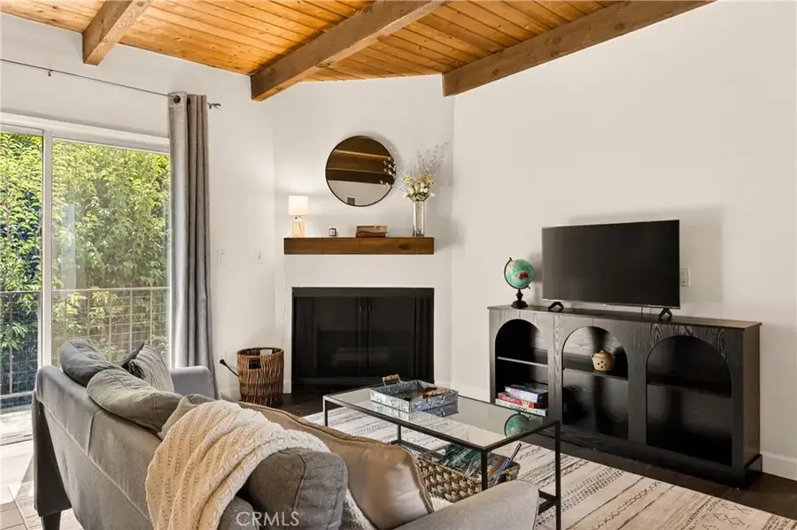 4230 Whitsett Avenue #6, Studio City, CA 91604 - #3