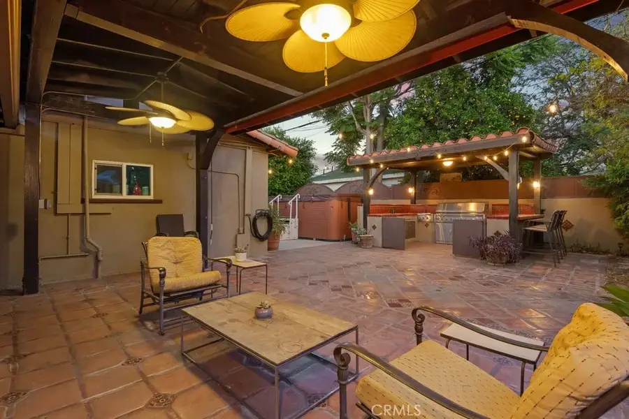 11232 Oxnard Street, North Hollywood, CA 91606 - #2
