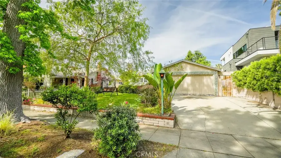 5055 Willowcrest, North Hollywood, CA 91601 - #2