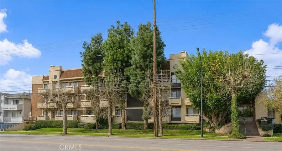 365 W Alameda #207, Burbank, CA 91506 - #2