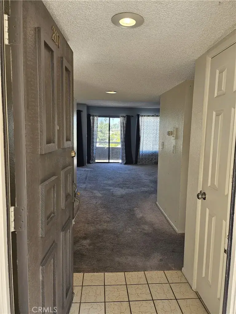 365 W Alameda #207, Burbank, CA 91506 - #3
