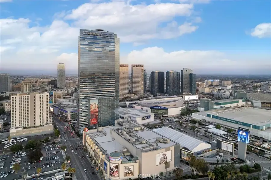 900 W Olympic Boulevard #30A, Los Angeles, CA 90015 - #2