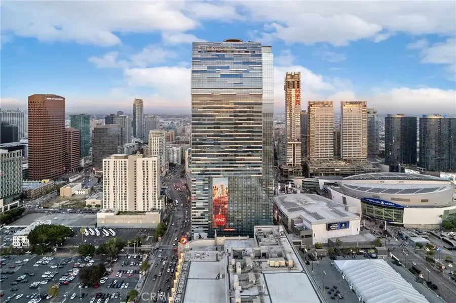 900 W Olympic Boulevard #30A, Los Angeles, CA 90015 - #3