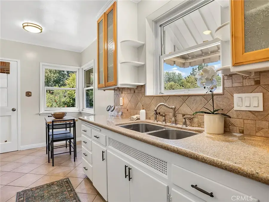 524 S Bel Aire Drive, Burbank, CA 91501 - #3