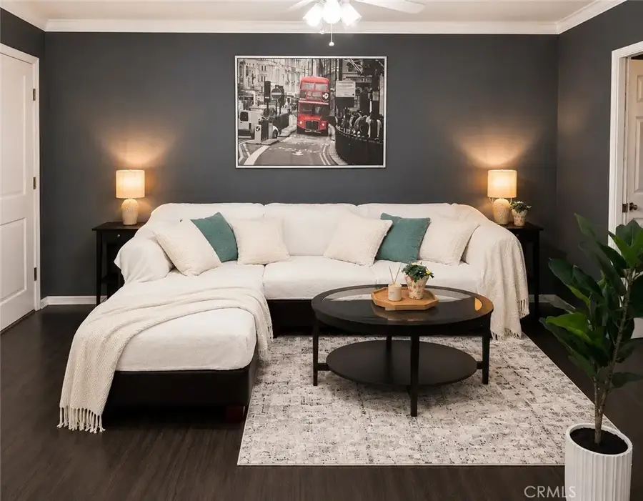 1122 N Louise Street #E, Glendale, CA 91207 - #2