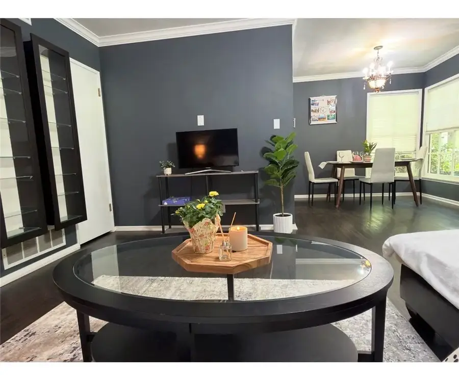1122 N Louise Street #E, Glendale, CA 91207 - #3
