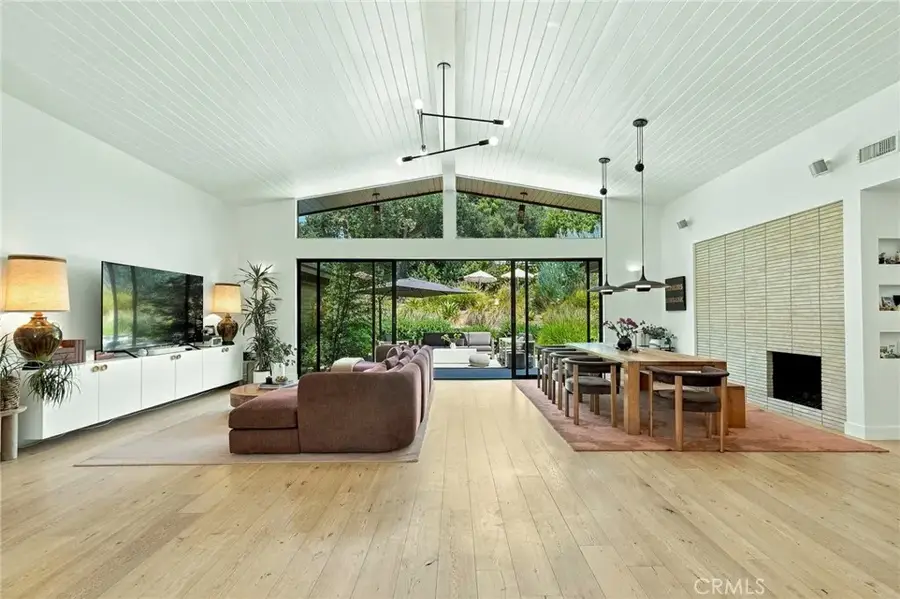 2119 Lyans, La Canada Flintridge, CA 91011 - #2