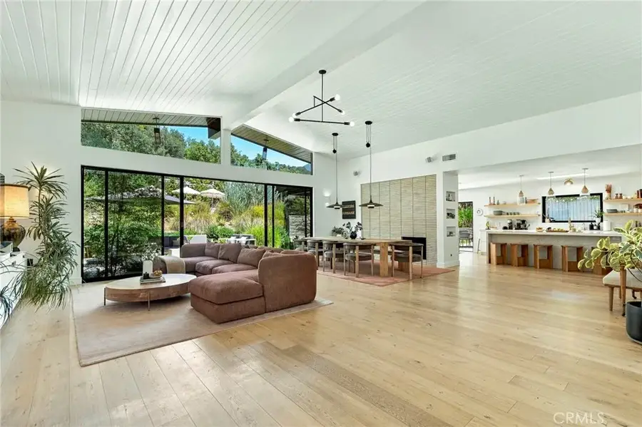 2119 Lyans, La Canada Flintridge, CA 91011 - #3