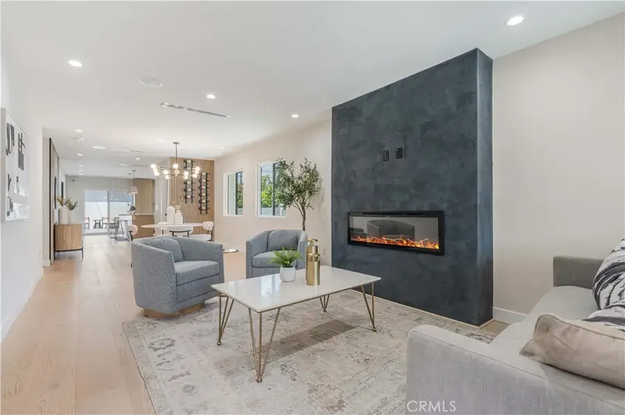 2837 S Palm Grove Avenue, Los Angeles, CA 90016 - #2