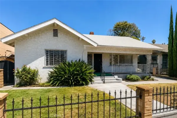 537 W 49th Place, Los Angeles, CA 90037