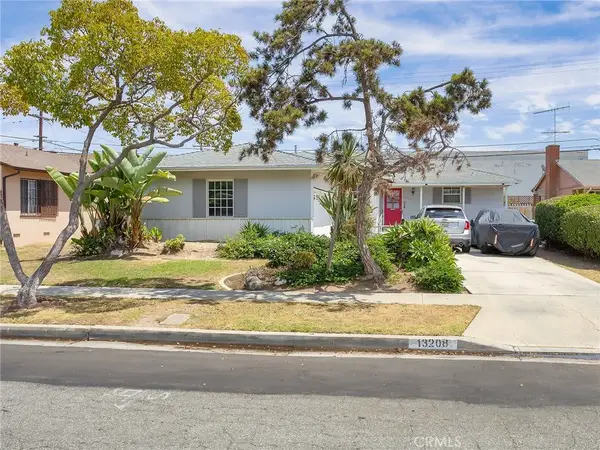 13208 S Manhattan Place, Gardena, CA 90249