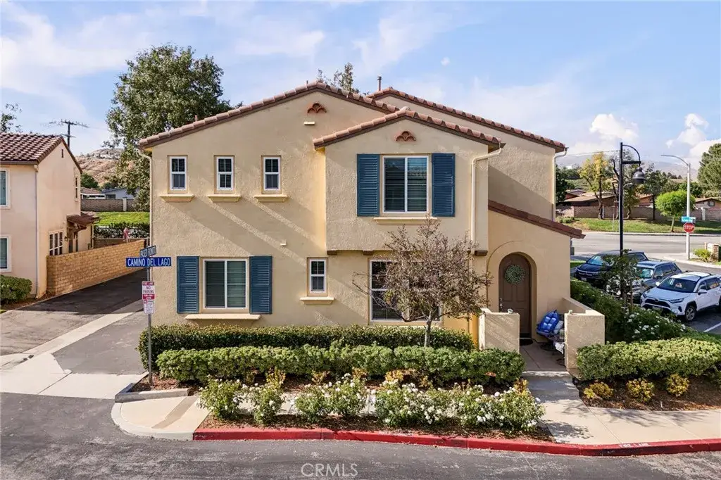 31770 Paseo Bonito, Castaic, CA 91384 - #1