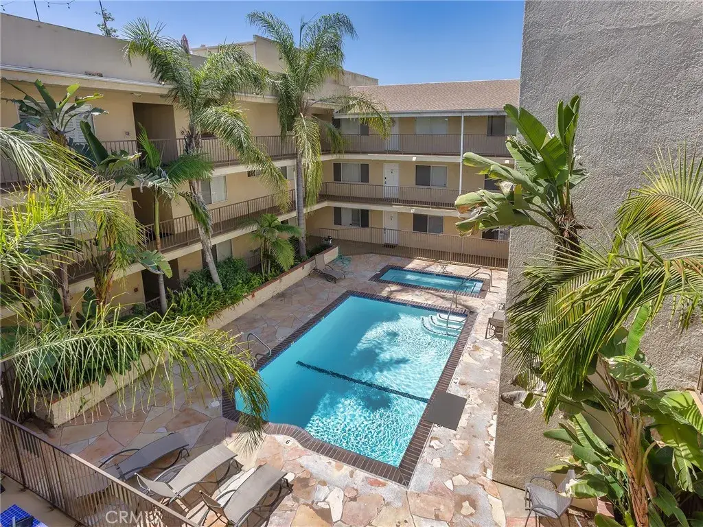 11044 Acama Street #302, Studio City, CA 91602 - #1