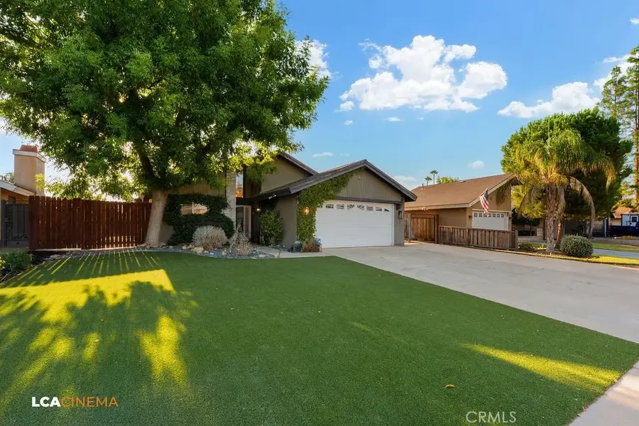 3813 Rockcastle, Bakersfield, CA 93309 - #3