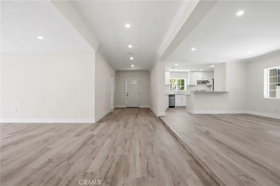 10227 Mcvine, Sunland, CA 91040 - #3