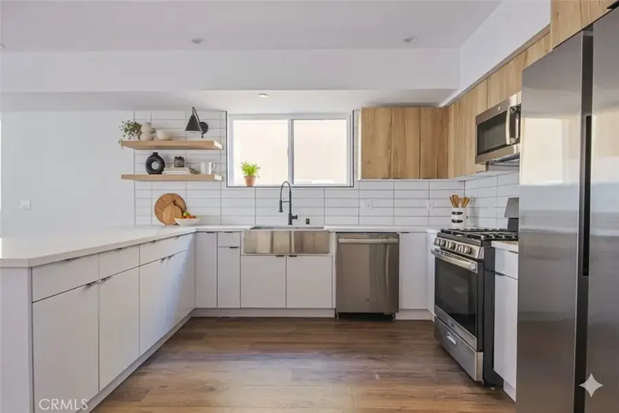 6421 Troost, North Hollywood, CA 91606 - #3