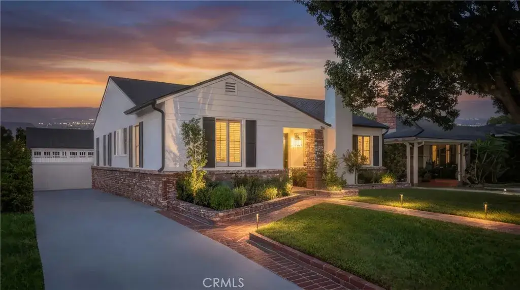 220 S Reese Place, Burbank, CA 91506 - #1