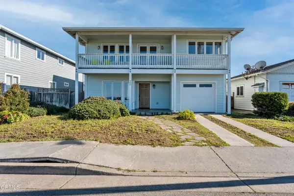 960 Glass Beach Drive, Fort Bragg, CA 95437