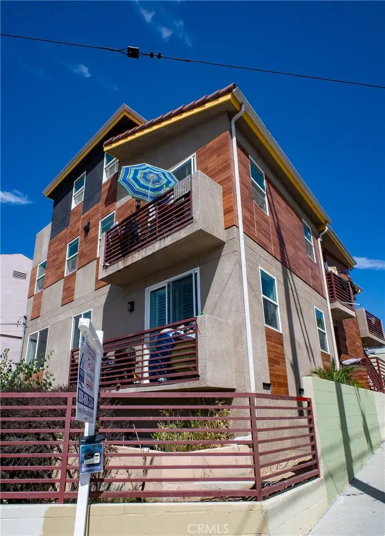 2021 Miramar Street, Los Angeles, CA 90057 - Image #3