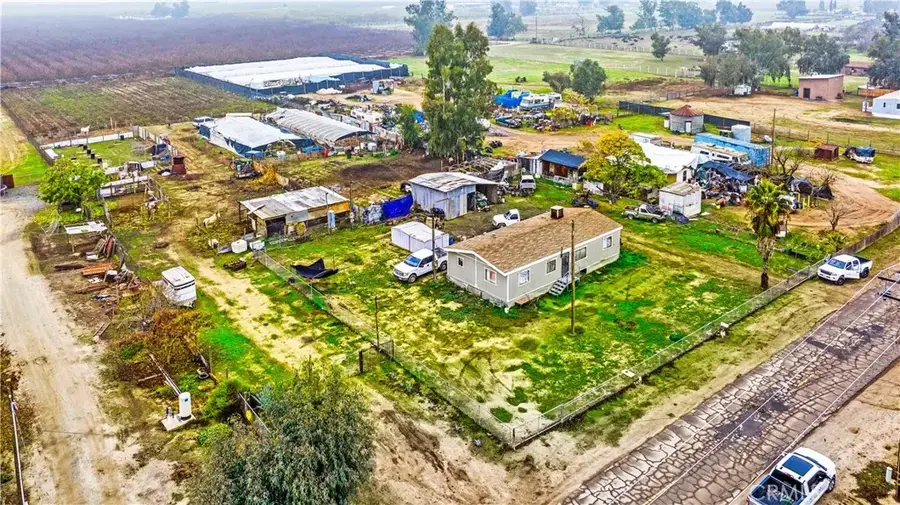 821 E Stanford Avenue, Pixley, CA 93256 - #3
