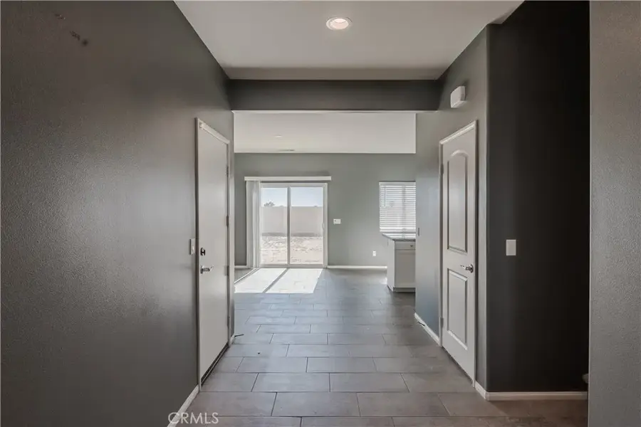 10619 Appaloosa Avenue, Hesperia, CA 92345 - Image #3