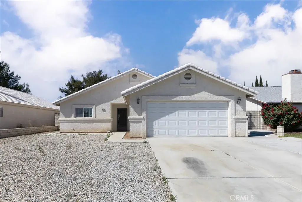 15673 Kingswood Drive, Victorville, CA 92395 - Image #1