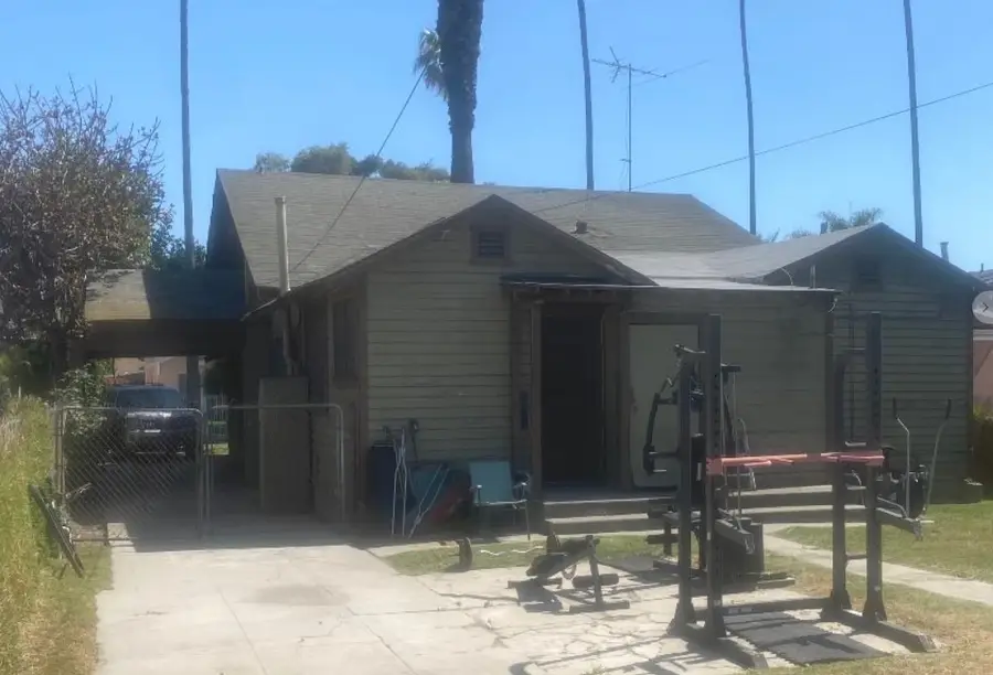 339 W 76th Street, Los Angeles, CA 90003 - Image #2