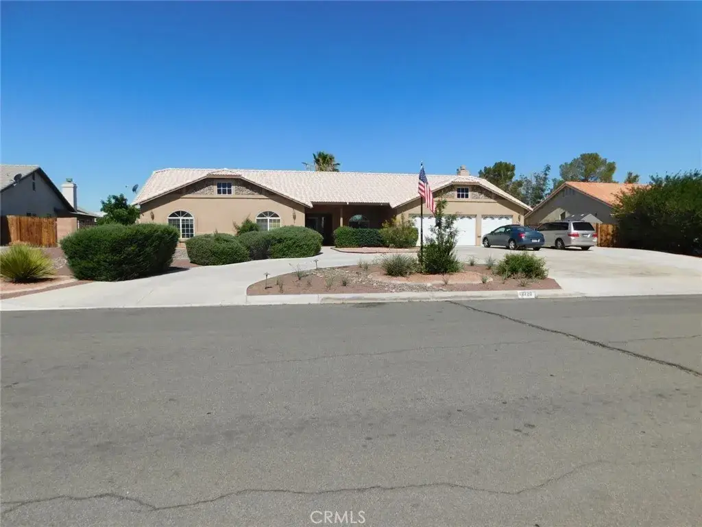 12720 Yorkshire Drive, Apple Valley, CA 92308 - Image #1