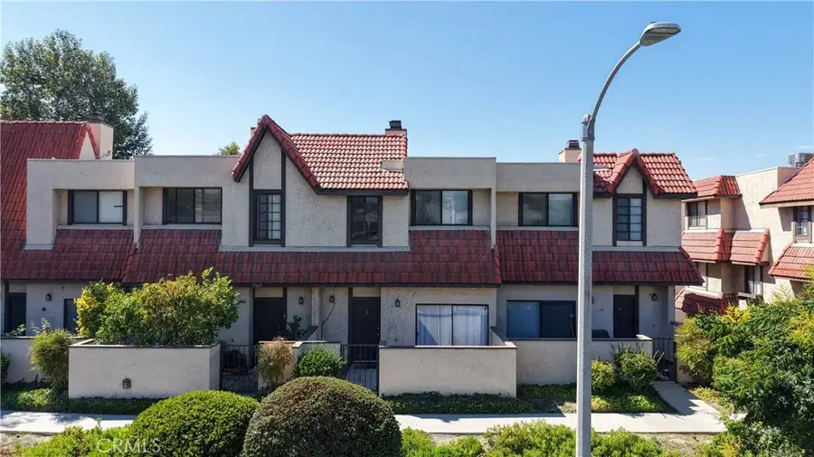 27669 Ironstone Drive #3, Canyon Country, CA 91387 - #2