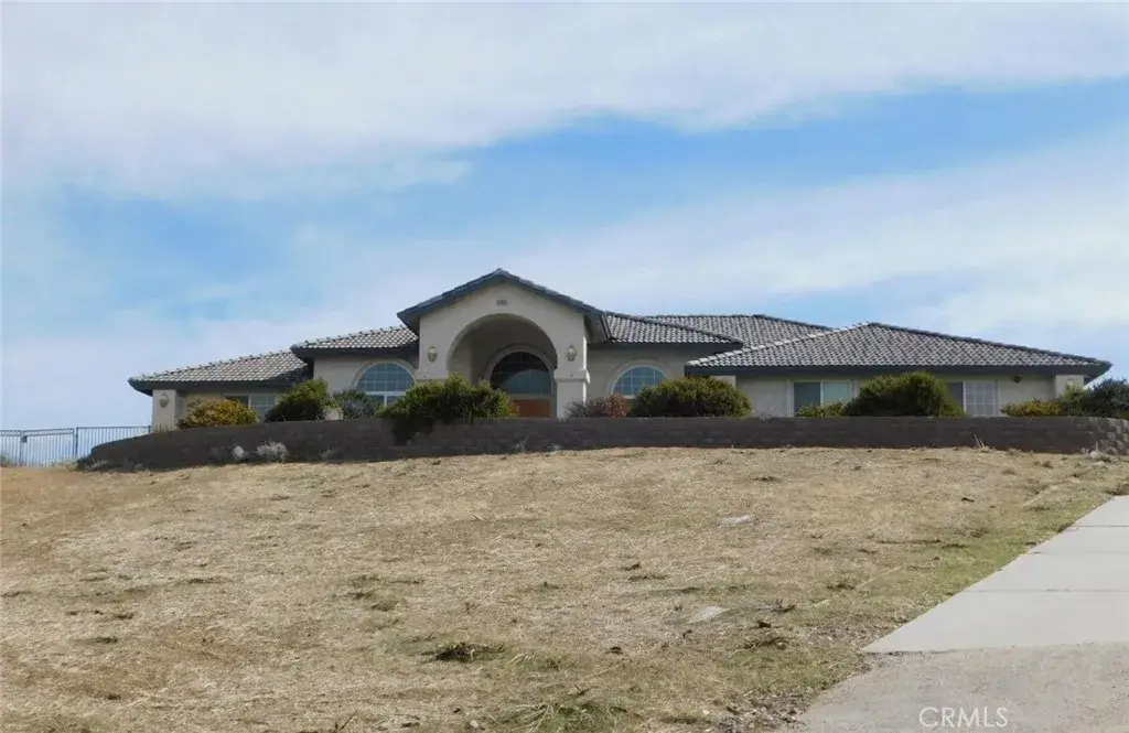 6989 Buffalo Road, Hesperia, CA 92344 - Image #1